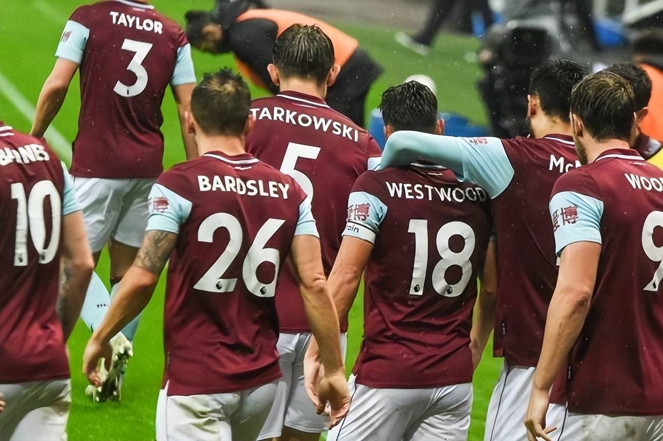 kaiyun体育包含葡超赛程吃紧，金州勇士清晨调整名单，震撼外界，细节决定成败的词条